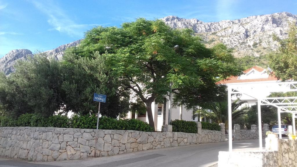 Apartments Erceg Omiš Exterior foto