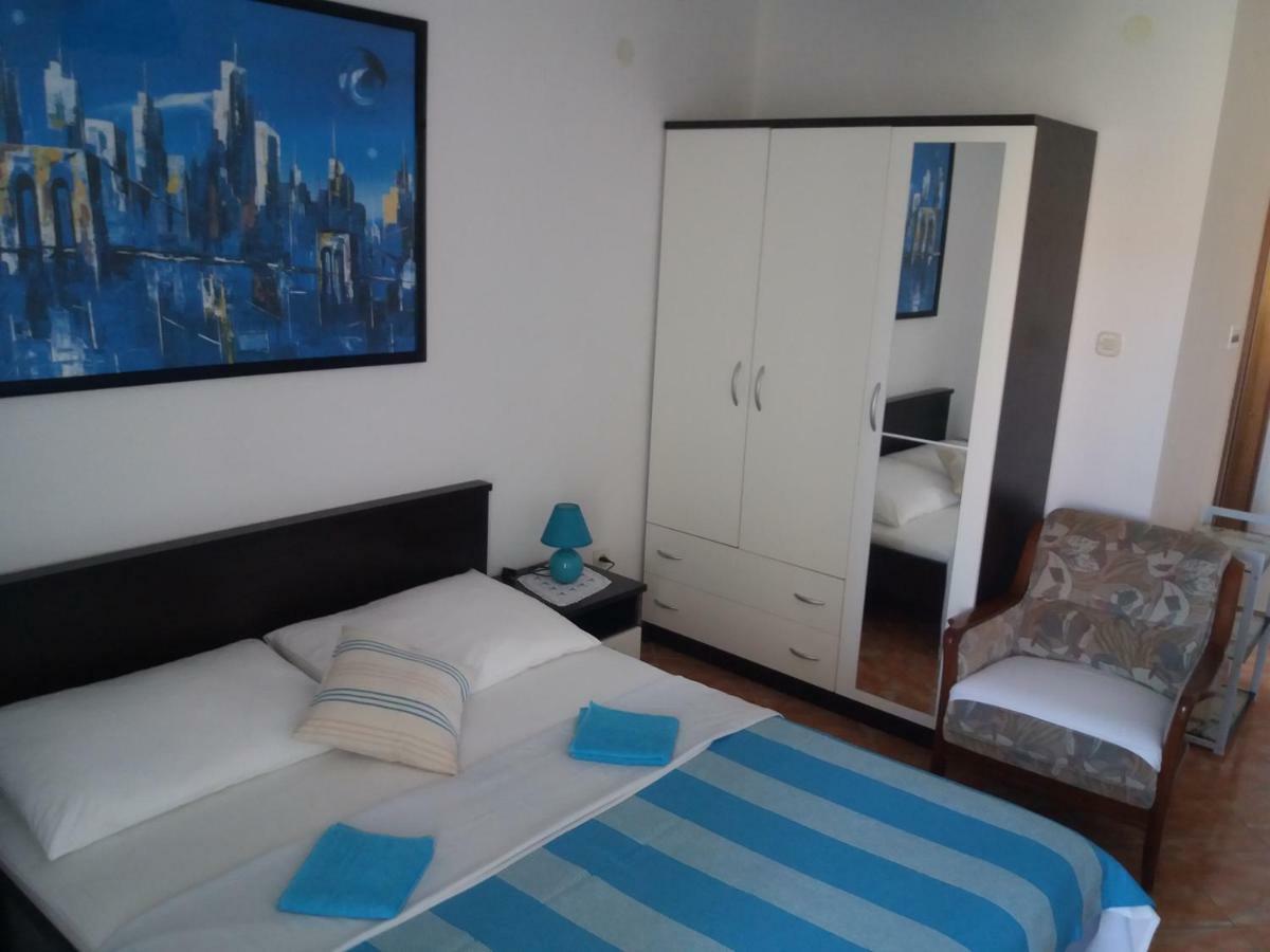 Apartments Erceg Omiš Exterior foto